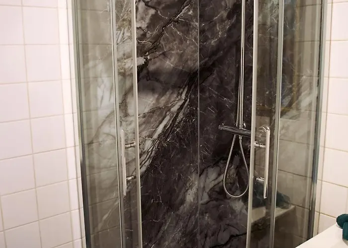 Above Lively Bar In Busy Street 4 Appartement Eindhoven